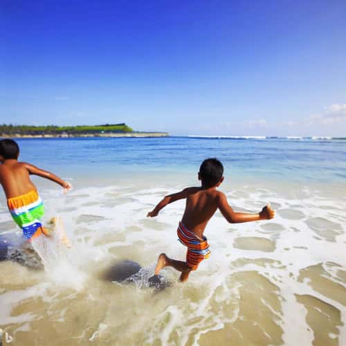 画像生成AIのバリ島のビーチで遊ぶ子供たち