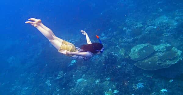 バリ島シュノーケリングで海の中の天使過ぎるシュノーケラー女子